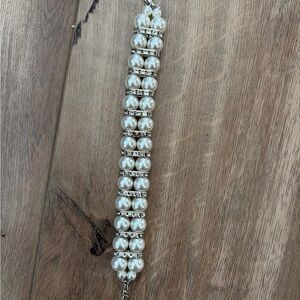 Pearl & Rhinestone Stretch Bracelet - White